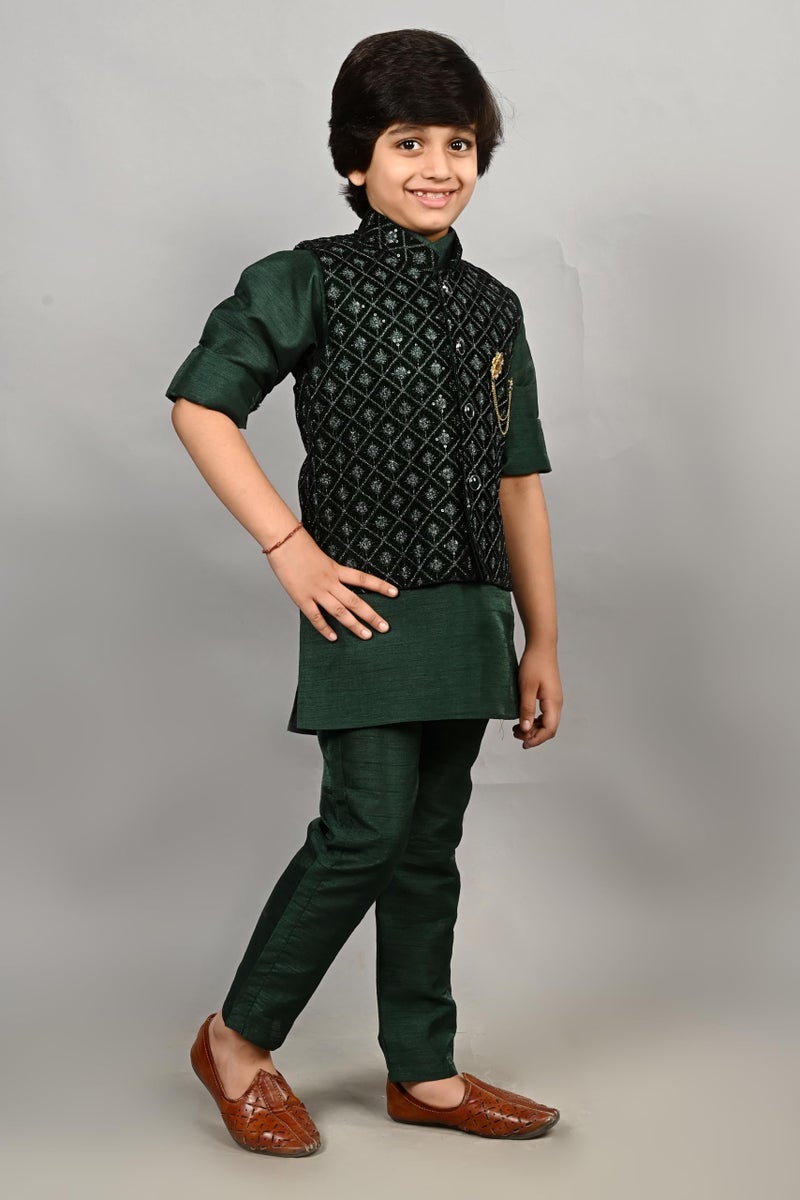 AHHAAAA Kids Indian Ethnic Silk Blend Waistcoat Cotton Kurta Pyjama Set Traditional Bollywood Style Wedding Ethnic for Boys Green - Image 4