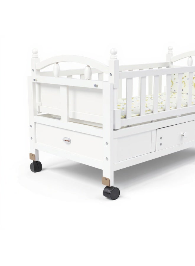 Baby Bed White – Wooden Crib with Safety Rails & Comfortable Design for Newborns and Toddlers - Image 3