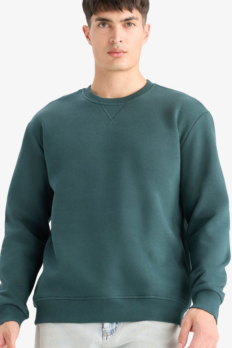 DeFacto Green Man Regular Fit Sweatshirt Casual - Image 1