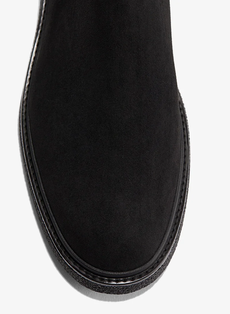 اتش اند ام بووت تشيلسي