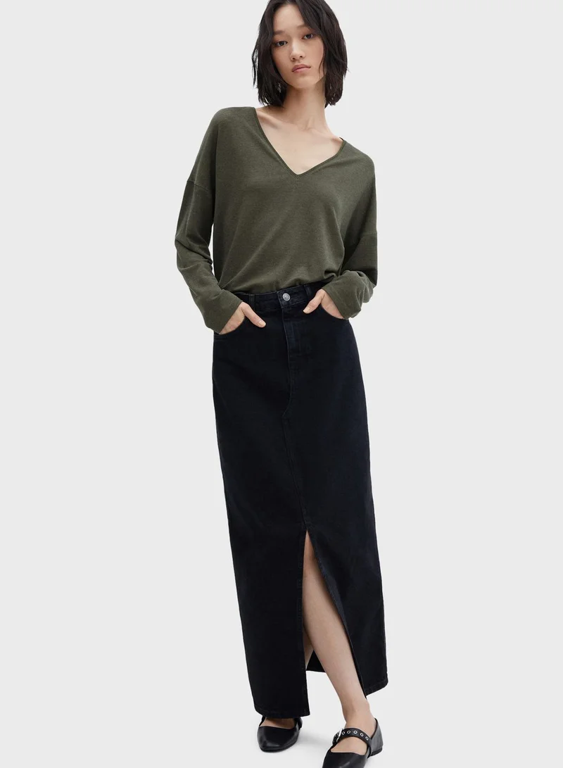 مانجو V-Neck Knitted T-Shirt
