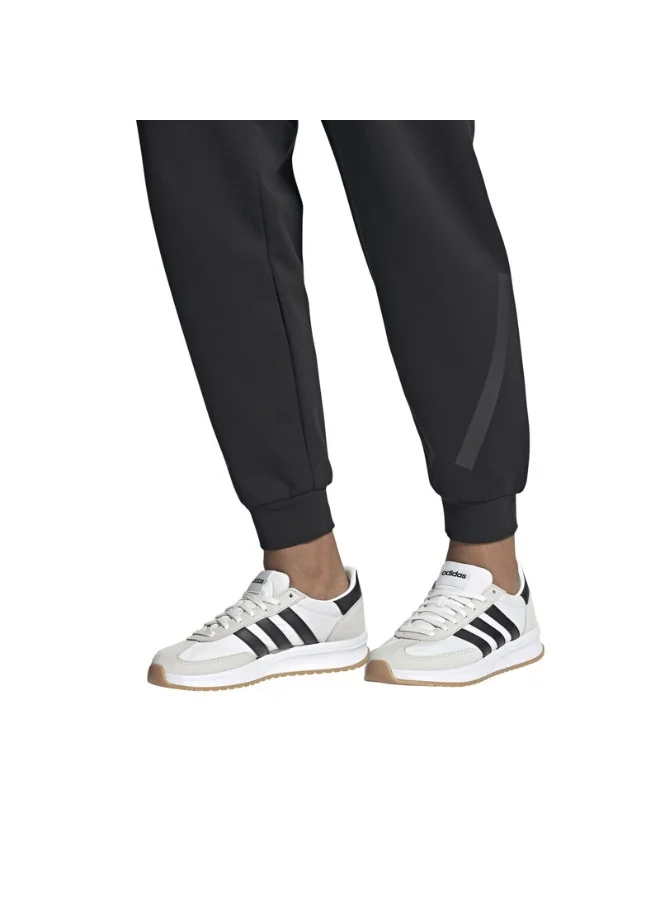adidas حذاء رياضي رجالي رن 70S 2.0 أبيض مقاس 6.5