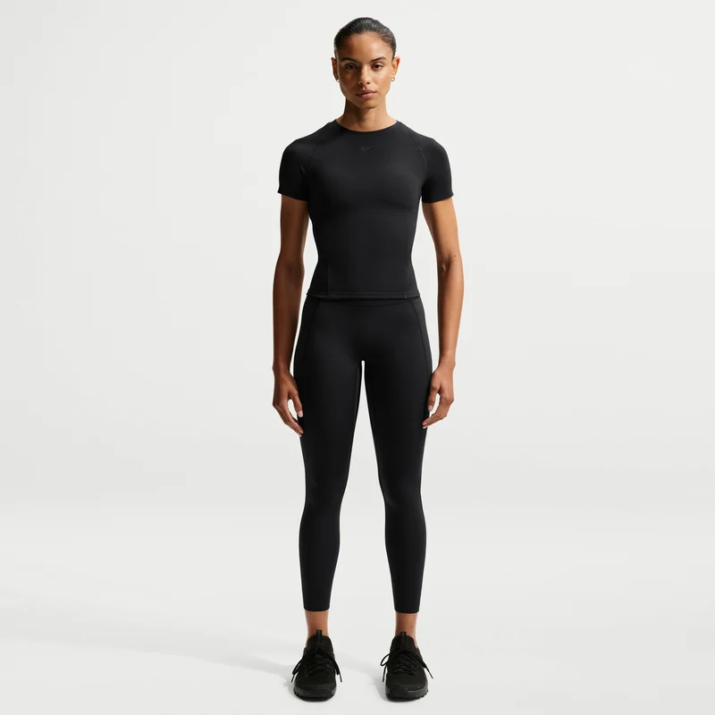 نايكي ليقنز التدريب يونفيرسا متوسط الدعم 7/8 للنساء