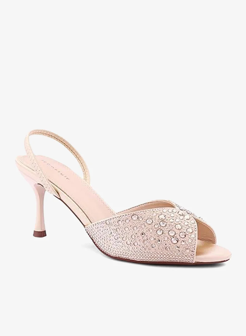 أيقون صنادل بكعب مزينة بأشرطة