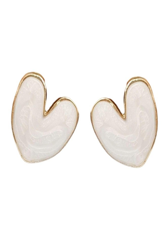 FHF Gold Plated Brass Heart Shape Stud Earrings for Women & Girls | 2.5 cm | Lightweight Earring Set - Image 1