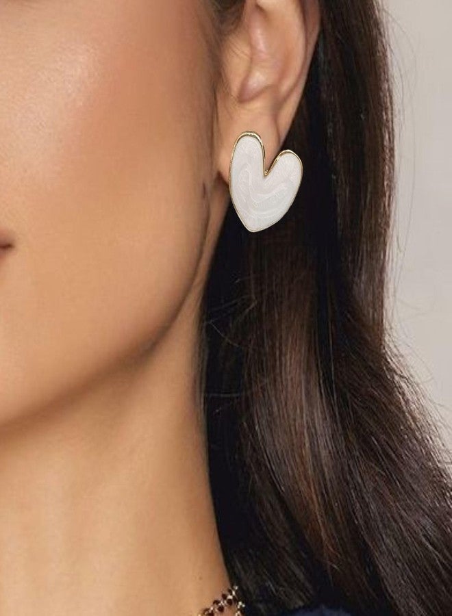 FHF Gold Plated Brass Heart Shape Stud Earrings for Women & Girls | 2.5 cm | Lightweight Earring Set - Image 3
