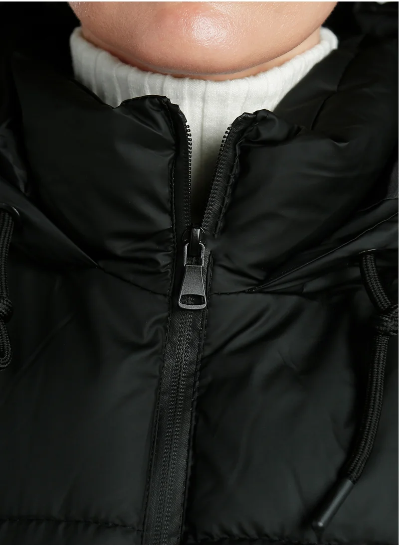 London Rag Hooded Sleeveless Vest Jumper in Black