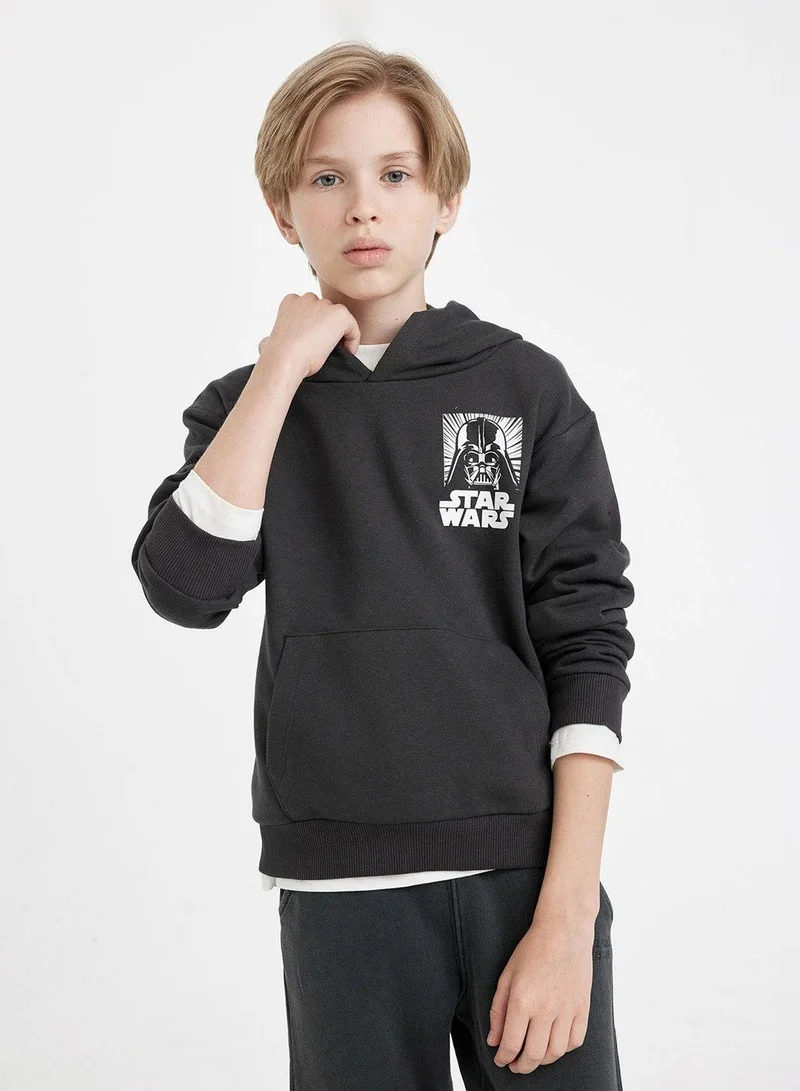 ديفاكتو سويت شيرت بطبعة خلفية بياقة دائرية بقصة عادية من ستار وورز