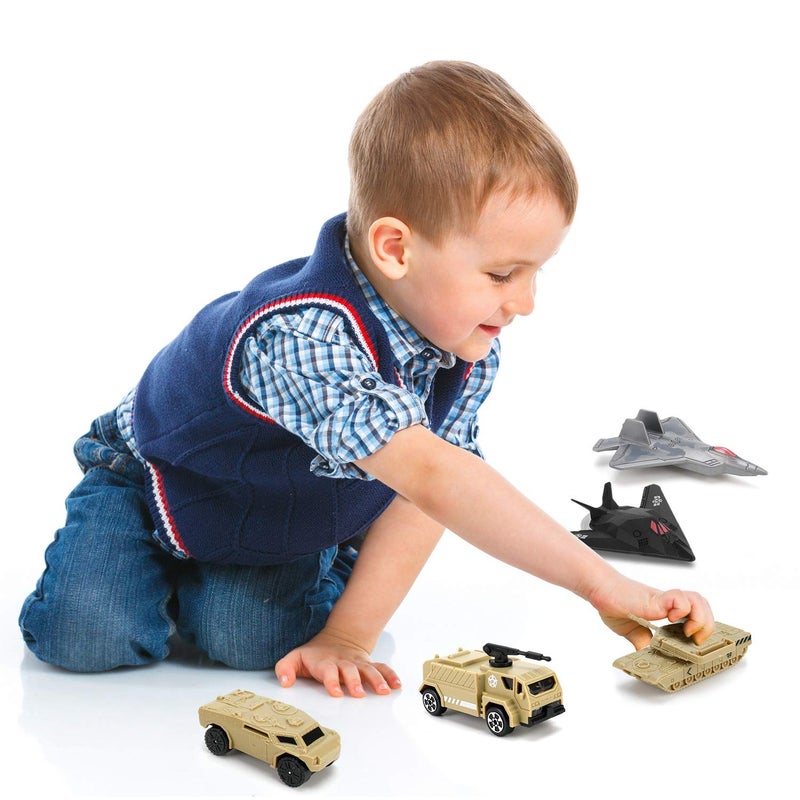 Liberty imports 12 قطعة مجموعة ألعاب سيارات الجيش البلاستيكية - تشمل قاذفة القنابل الخفية، الدبابات، المروحية، الطائرات المقاتلة والمزيد للأطفال، الأولاد - Image 4