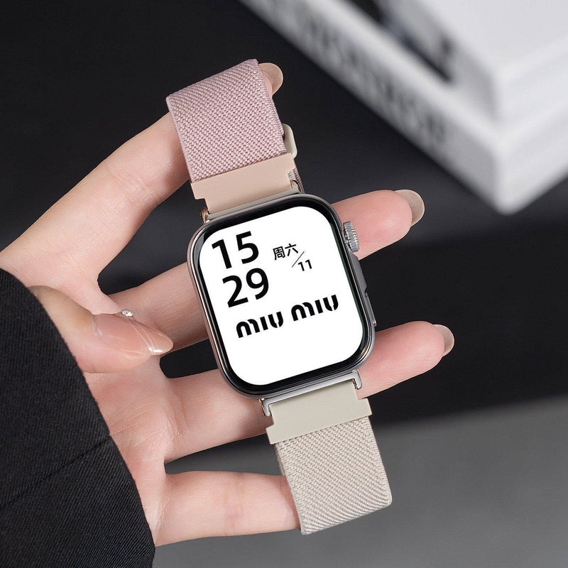 سوار ساعة ذكية سوار نايلون حلقي متوافق مع Samsung Galaxy Watch 7 Classic بملاءمة قابلة للتعديل وحزام بديل للاستخدام اليومي باللون Starlight قابل للتعديل - NOVA - Image 1