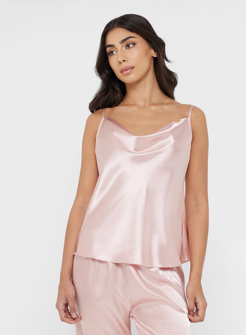 طقم بيجامة كامي