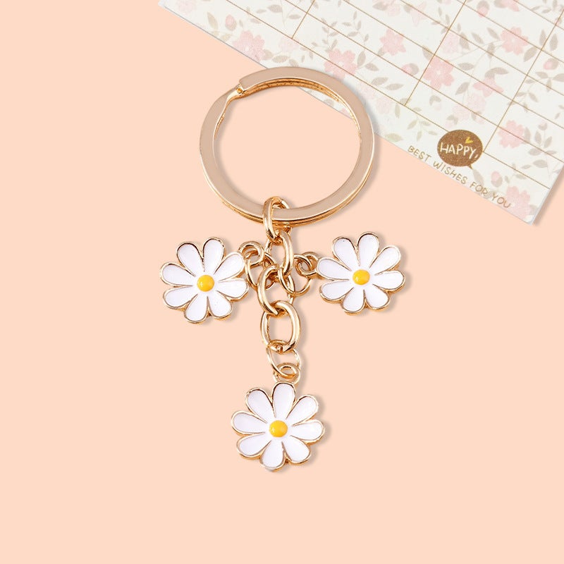 Cross-border special pendant small jewelry key chain cute small fresh flower accessories bag hanging metal key chain White
