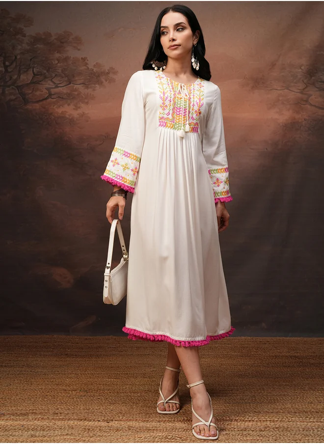 فيشود Vishudh Women Embroidered Tie-Up Neck A-Line Midi Dress