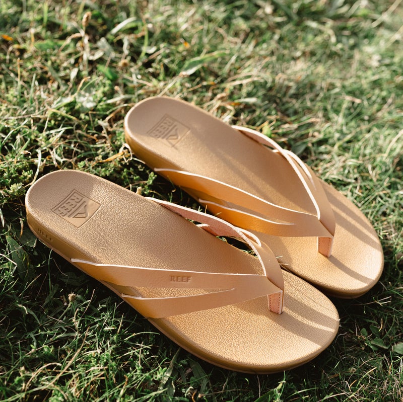 Reef Cushion Spring Joy Womens Flip Flop, Molded Cushion Footbed, Arch Support, Natural/Tan, 9 - Image 3