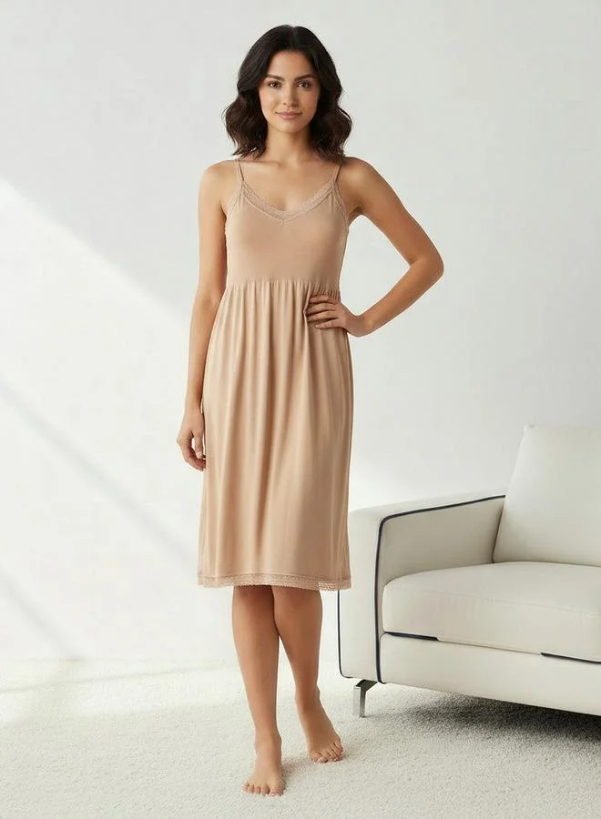 سبلاش فيڤ فستان نوم بدون أكمام مزين بالدانتيل بأشرطة قابلة للتعديل