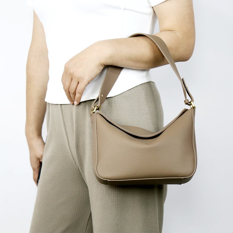 2023 Leather Baguette Underarm Bag Litchi Pattern Top Layer Cowhide Niche Design Shoulder Crossbody Bag - Image 4