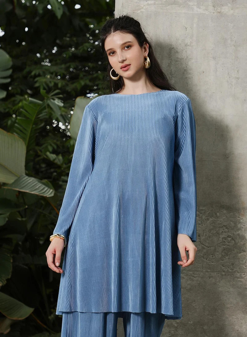 QISSA Qissa Women's Powder Blue Solid Pleated Kurta Set For Ethnic Wear | Round Neck, Long Regular Sleeves | Solid Pleated Fabric | 2 Piece Kurta Set Designed For Casual & Daily Wear