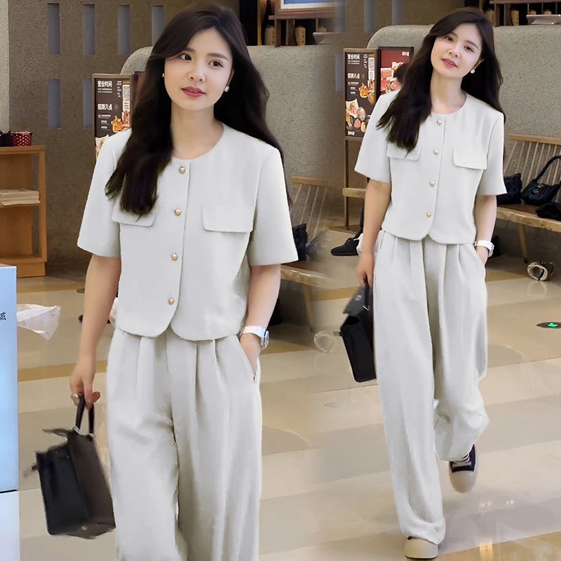 Summer high-end sense short-sleeved casual suit suit women 2024 new fashion temperament wear two-piece womens clothing White two-piece set