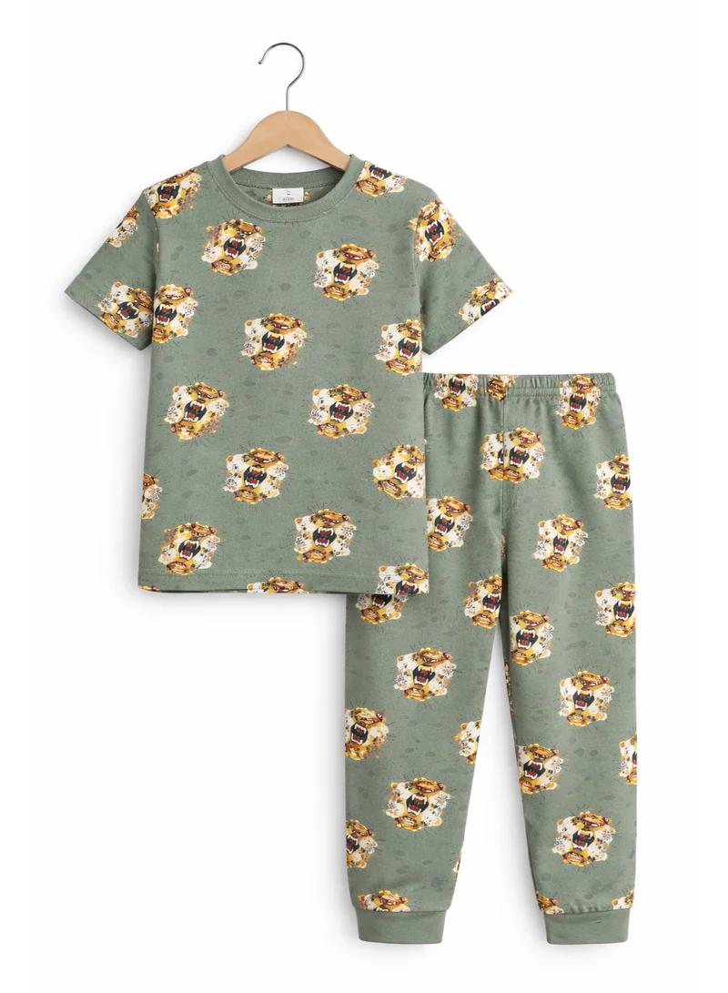 فكتور اند جين Boys’ Pajama Set – All-Over Tiger Print Cotton Nightwear (2-Piece Set)