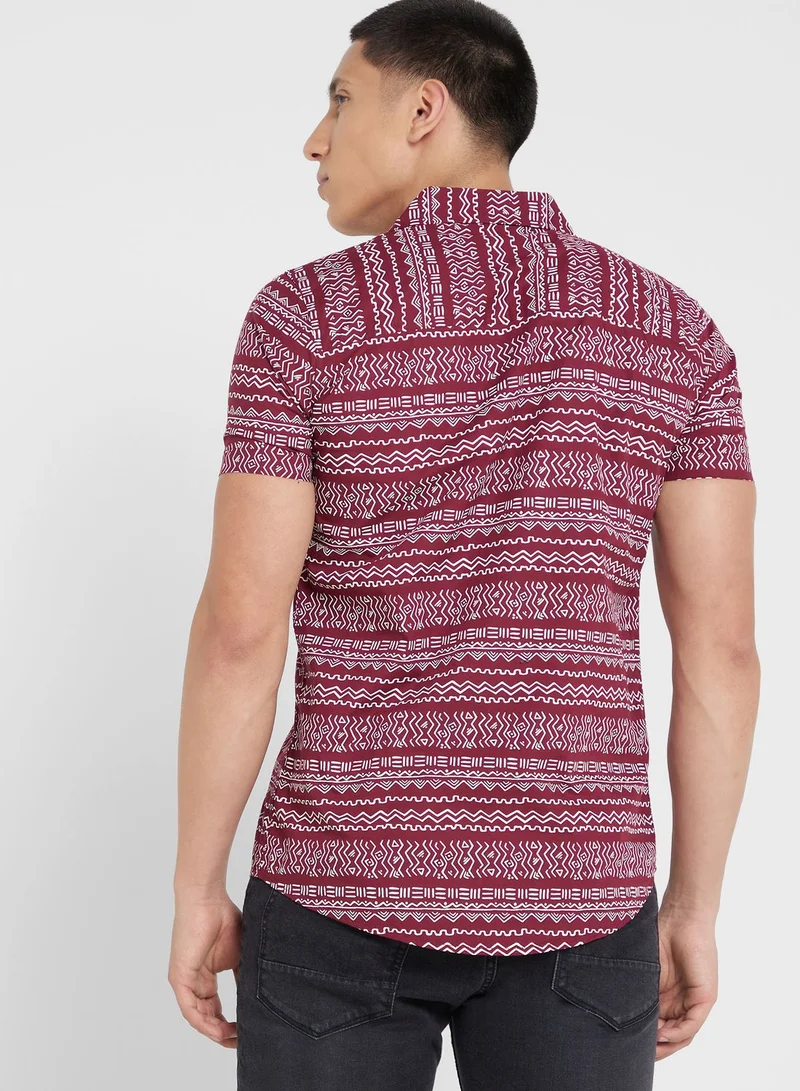 سفنتي فايف قميص قطني مطبوع كاجوال بنصف كم وياقة منتجع