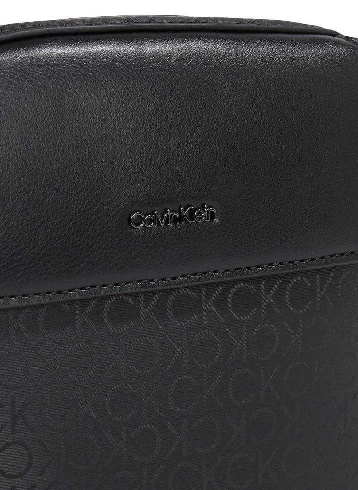 CALVIN KLEIN SLEEK REPORTER BAG  - Image 3