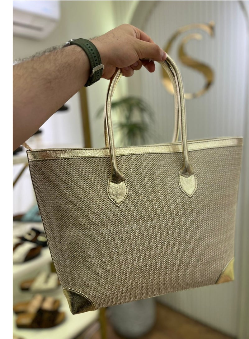 PACIFIC Square women's handbag with distinctive accessory with adjustable handle - Image 1