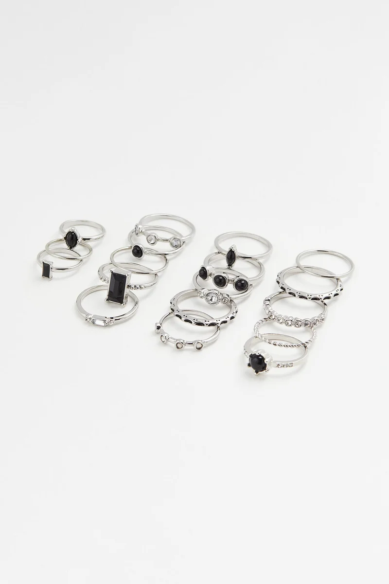 اتش اند ام خواتم - عبوة من 18 قطع