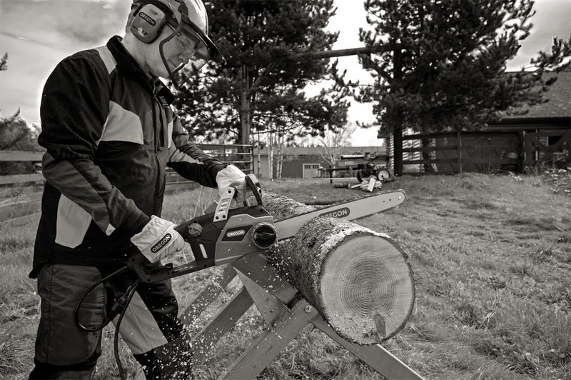 Oregon CS1400 15 Amp Electric Chainsaw, Powerful Corded Electric Saw with 16-Inch Guide Bar & ControlCut Saw Chain, Quiet & Low Kickback, 2-Year Warranty (603348) - Image 3