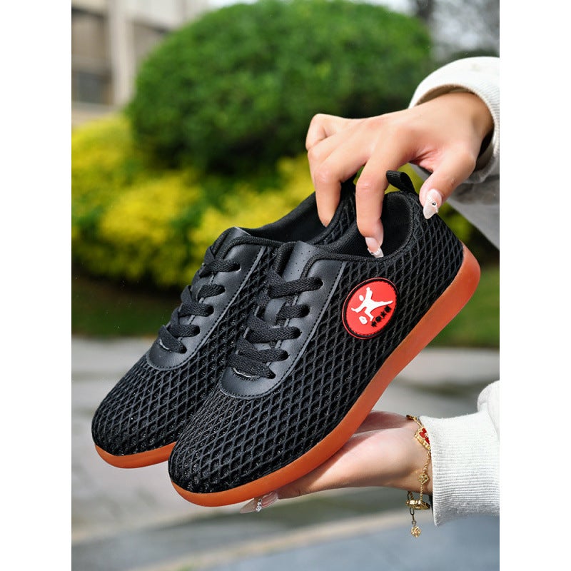 Tai Chi Shoes For Men And Women In Breathable Mesh Shoes Soft Sole Lightweight Casual Sports Shoes Outdoor Martial Arts Shoes Practice Shoes - Image 5