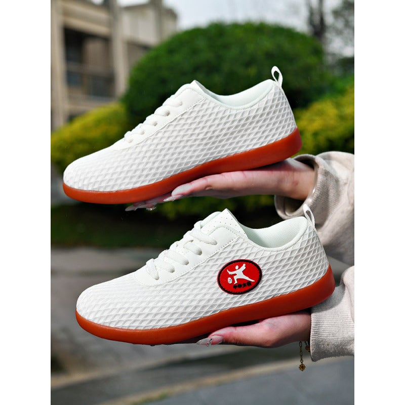 Tai Chi Shoes For Men And Women In Breathable Mesh Shoes Soft Sole Lightweight Casual Sports Shoes Outdoor Martial Arts Shoes Practice Shoes - Image 2