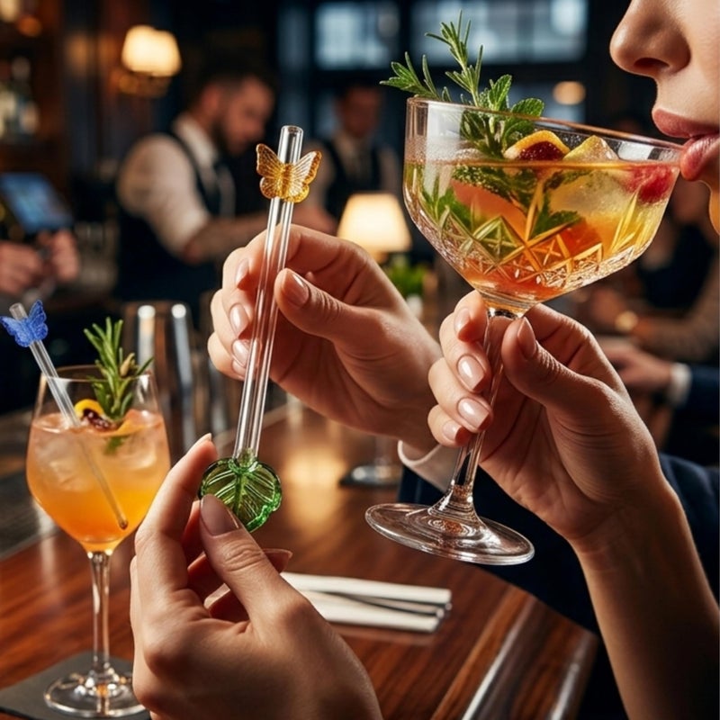Two-in-one reusable glass straws and spoons decorated with cute charms, clear drinking straws for juices, coffee, milk and cocktails, 12cm - Image 2