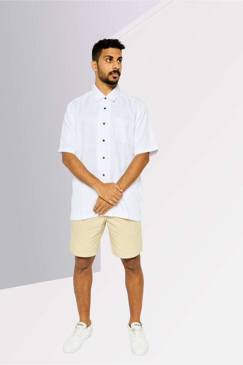 QUIKSILVER قميص رجالي بقصة عادية بأكمام قصيرة منسوج، أبيض - Image 2