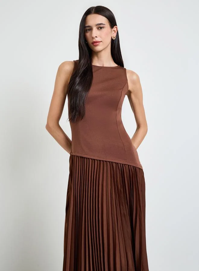 ستايلي Brown Pleated A-Line Midi Dress