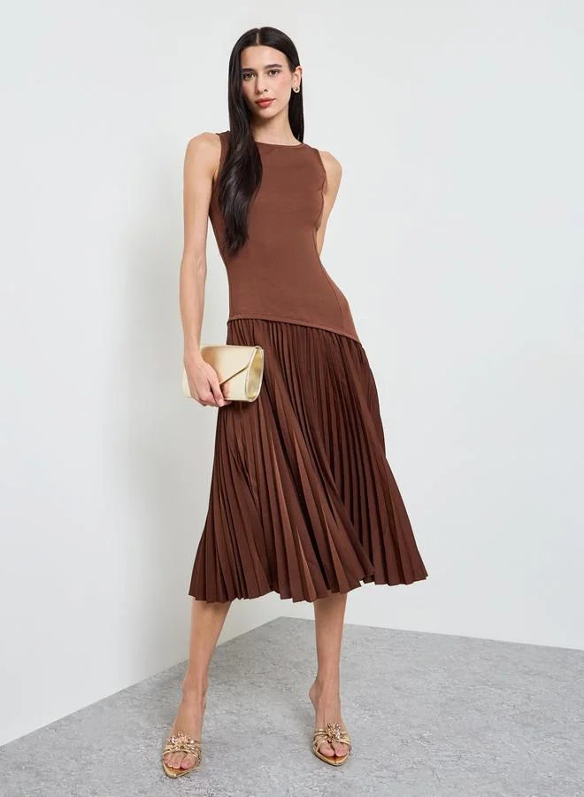 ستايلي Brown Pleated A-Line Midi Dress