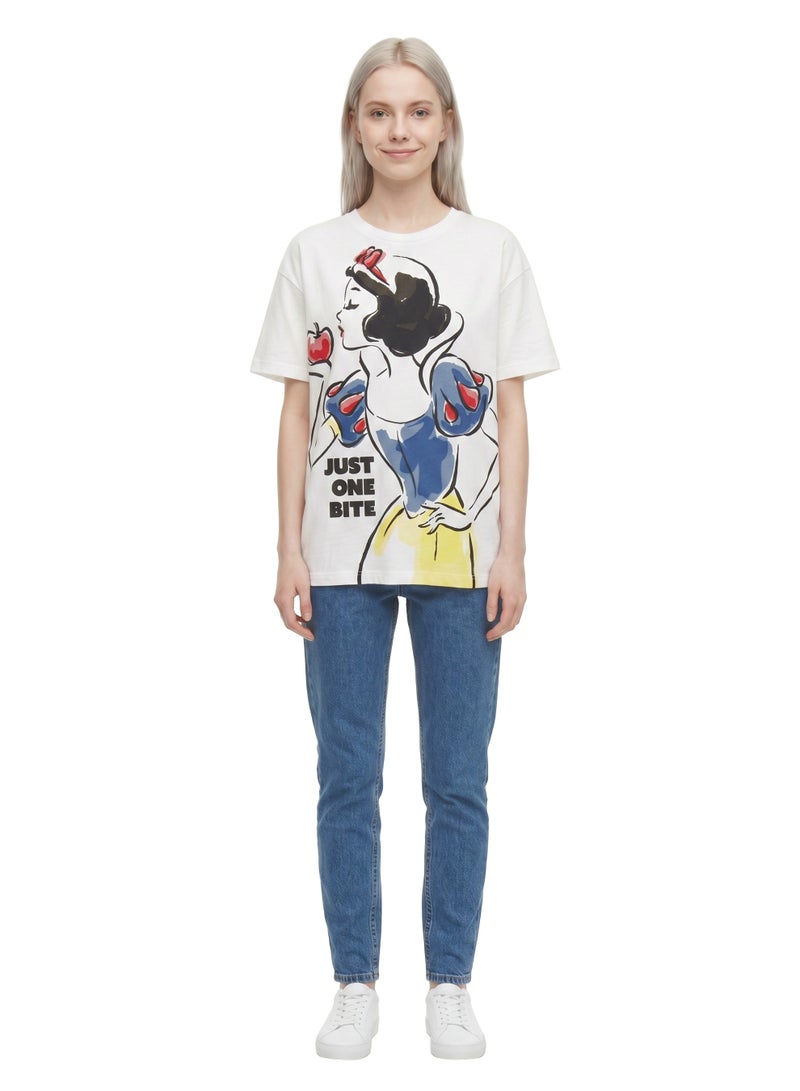 Disney Snow White Graphic Print White Cotton Drop Shoulder Oversized T-Shirt – Casual Statement Tee - Image 3