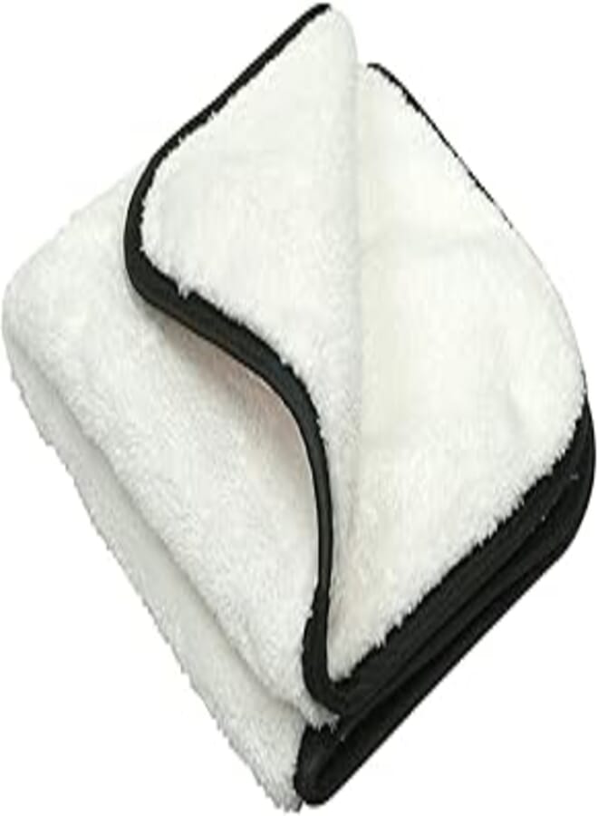 Maxshine Microfiber Towel 16"x16"/40x 40cm - 800gsm Color:- White/Seamed Edge :-Black,silk-lined border