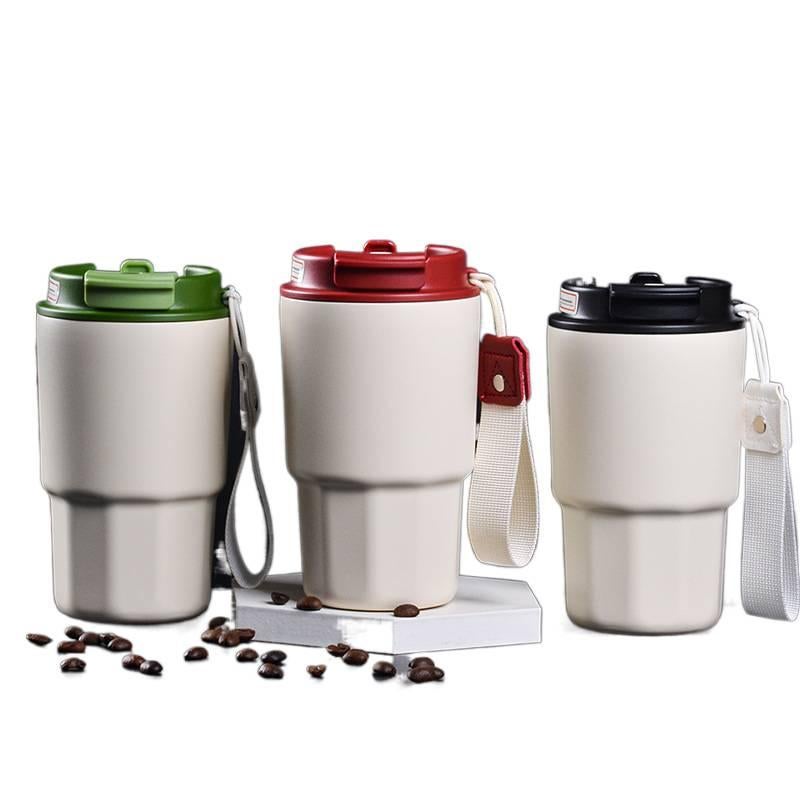 كوب قهوة للسفر باللون الأسود بمقبض سهل الحمل وغطاء بشفاط من ستانلس ستيل، 480 ml مع غطاء بقشة مع مقبض من الستانلس ستيل للاستخدام اليومي للاستخدام المنزلي للاستخدام الشخصي - Image 2