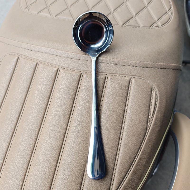 Stainless Steel Spoon - Creative Thickened Flat-Bottomed Spoon for Commercial Use, Home Dining, Soup Stirring, and Rice Mixing - Image 1