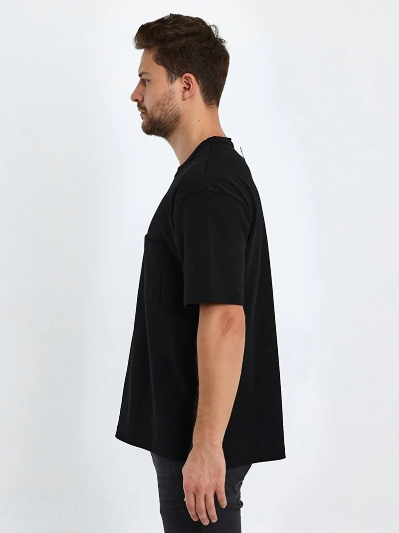 ال تي بي Men's Black T-shirt