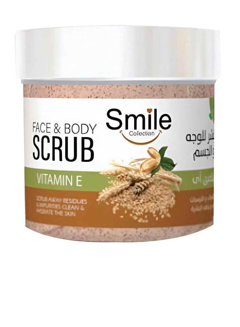 سمايل مقشر للوجه والجسم بفيتامين اي من سمايل 300مل