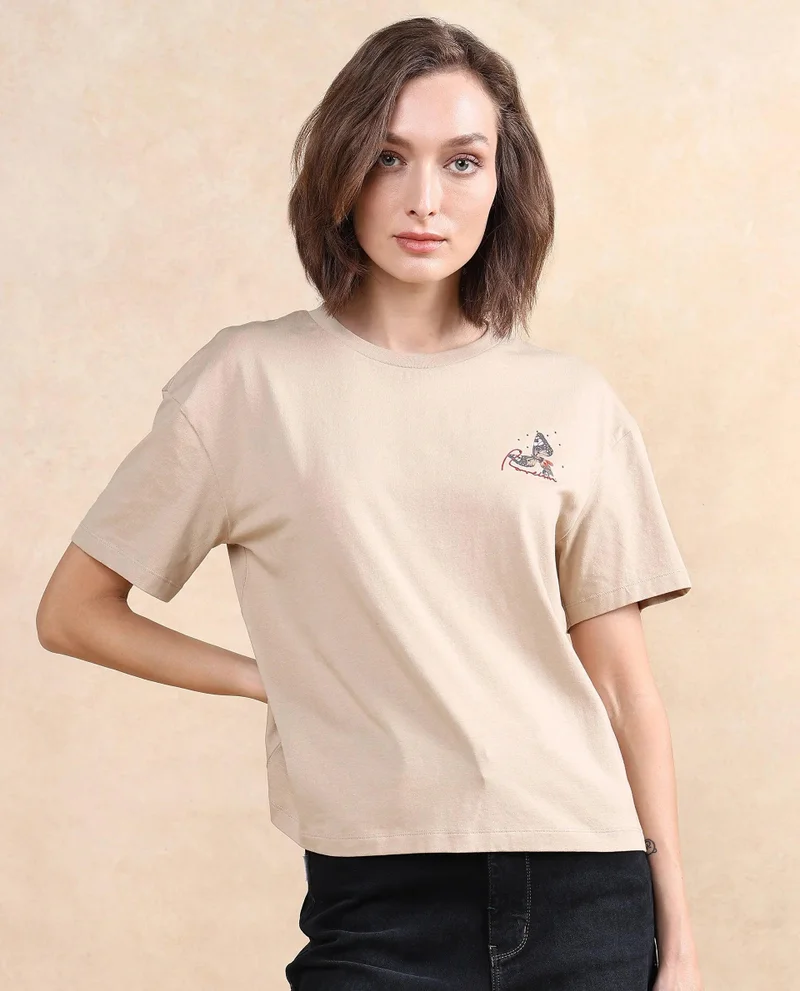 Rareism Women's Graphic Woman Printed T-Shirt