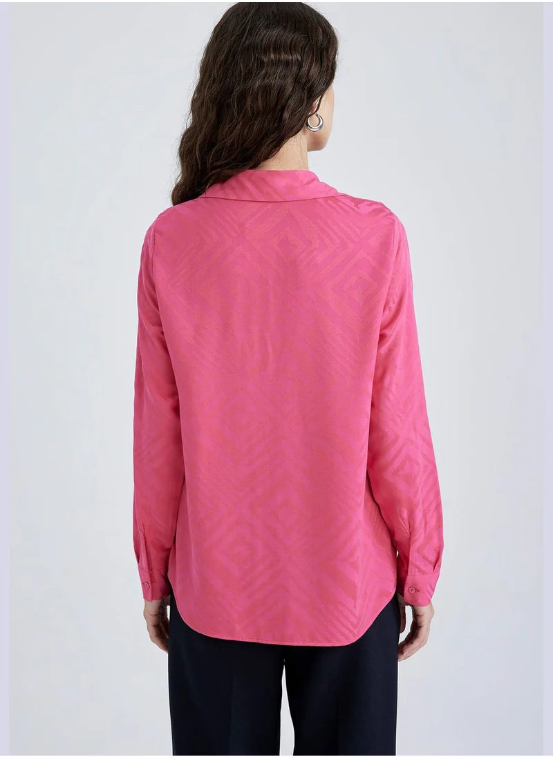 ديفاكتو Regular Fit V Neck Long Sleeve Shirt