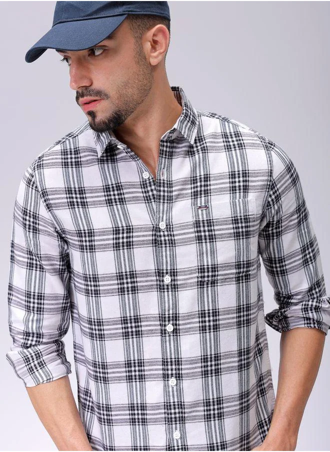 شركة المرآب الهندية Men Slim Fit Checkered Full Sleeves Cutaway Collar Casual Shirt