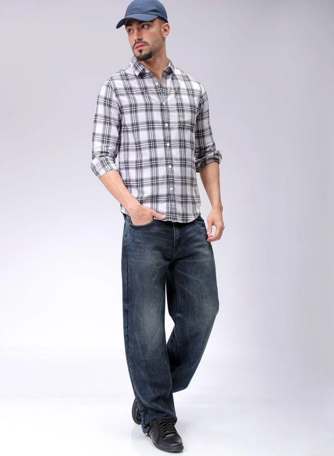 شركة المرآب الهندية Men Slim Fit Checkered Full Sleeves Cutaway Collar Casual Shirt