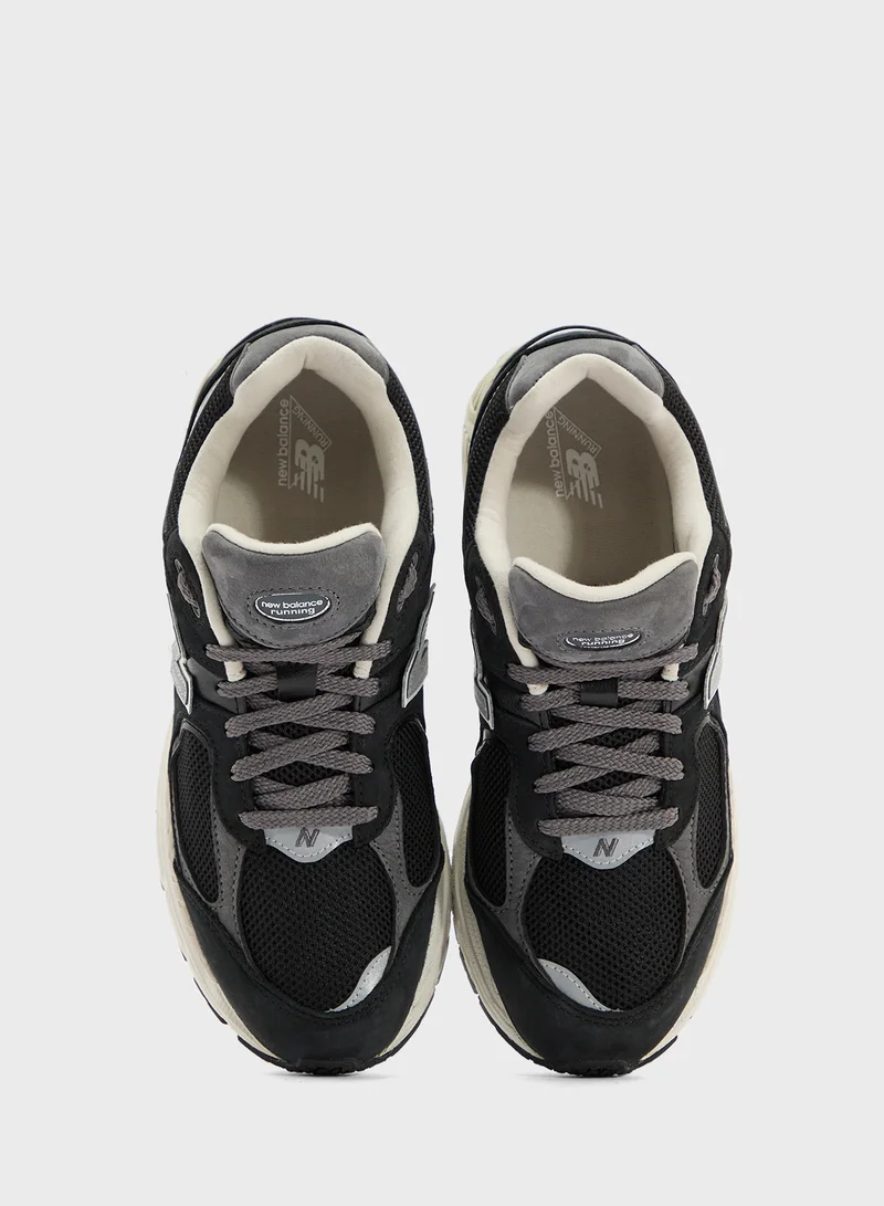 New Balance 2002 Sneakers