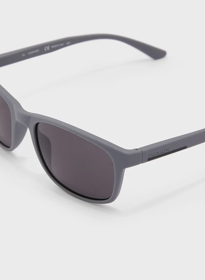 CALVIN KLEIN Wayfarers Sunglasses
