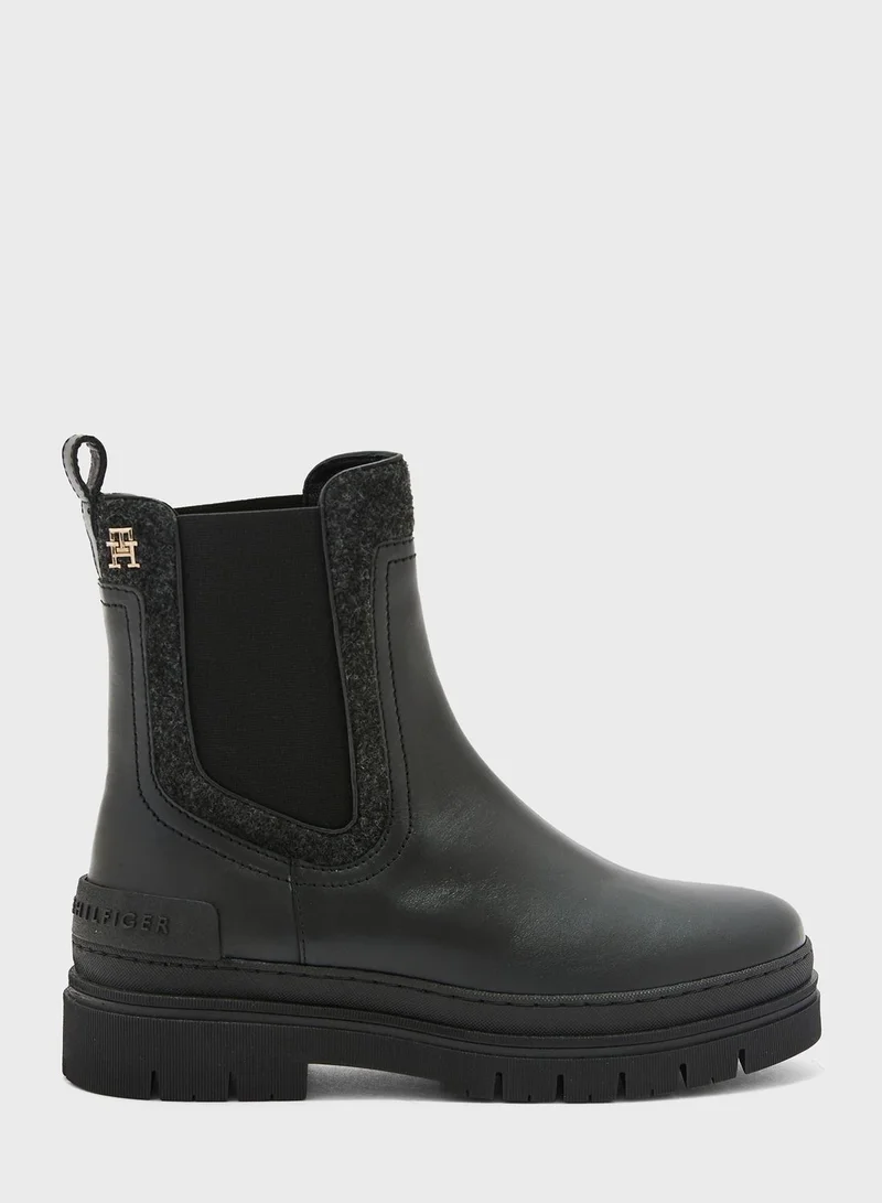 TOMMY HILFIGER Feminine Felt Chelsea Ankle Boots