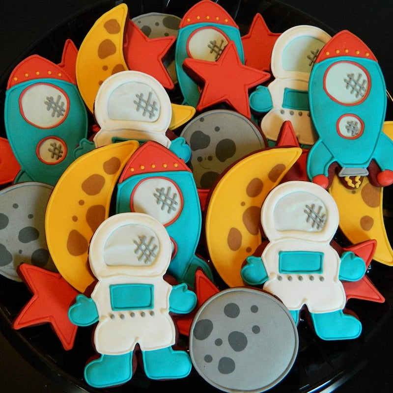 Fangleland Space Cookie Cutters, Outer Space Fondant Stamper Set, Spaceship Astronaut Rocket Moon Star Planet Circle Pastry Biscuit Cake Baking Mold for Party Supplies - Image 3