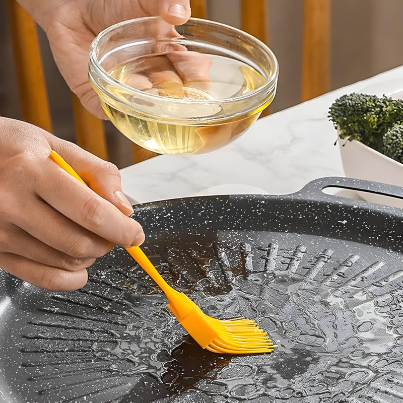 Stovetop Griddle - Round Non-Stick Iron Baking and BBQ Pan with Double Loop Handles, Ideal for Outdoor Grilling and Indoor Induction Cooking, Versatile Durable Cookware for All Needs (size 2 (36cm)) - Image 4