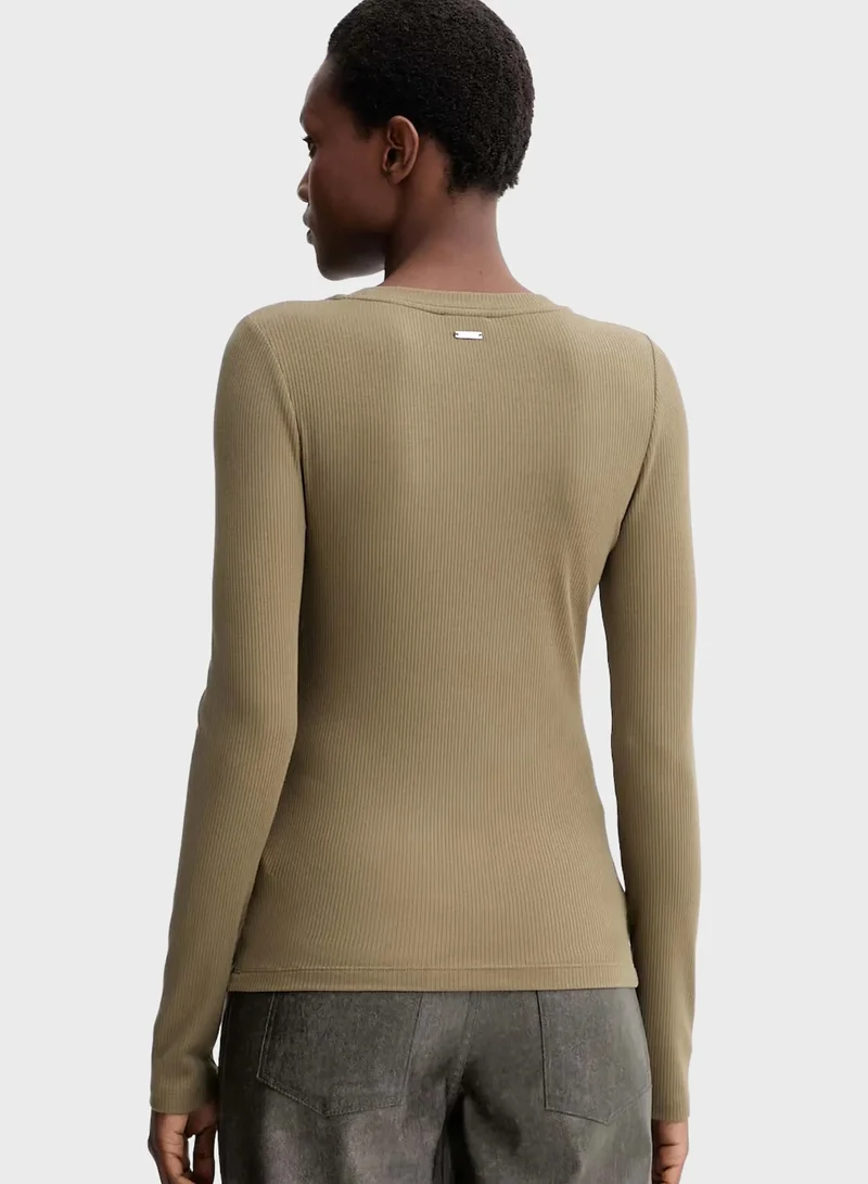 كالفن كلاين تي شيرت كاجوال بياقة دائرية